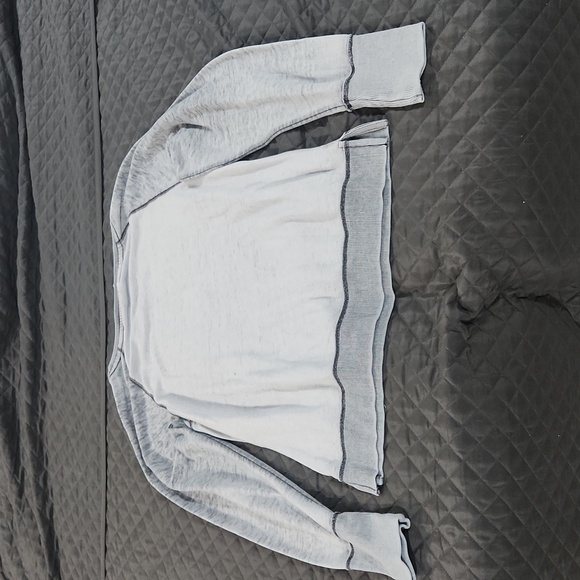 Pitbull Sweatshirt - Picture 5 of 5